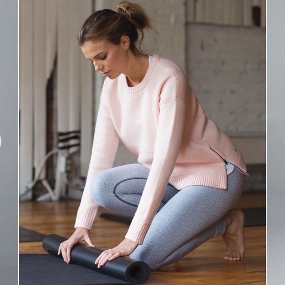 Lululemon Yogi Crew Pullover Wool Sweater - Picture 4 of 13